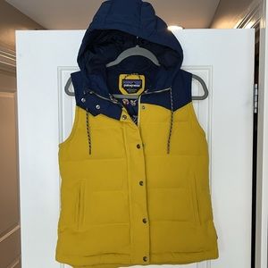 Patagonia Bivy Vest Hooded Mustard/Navy SZ Medium